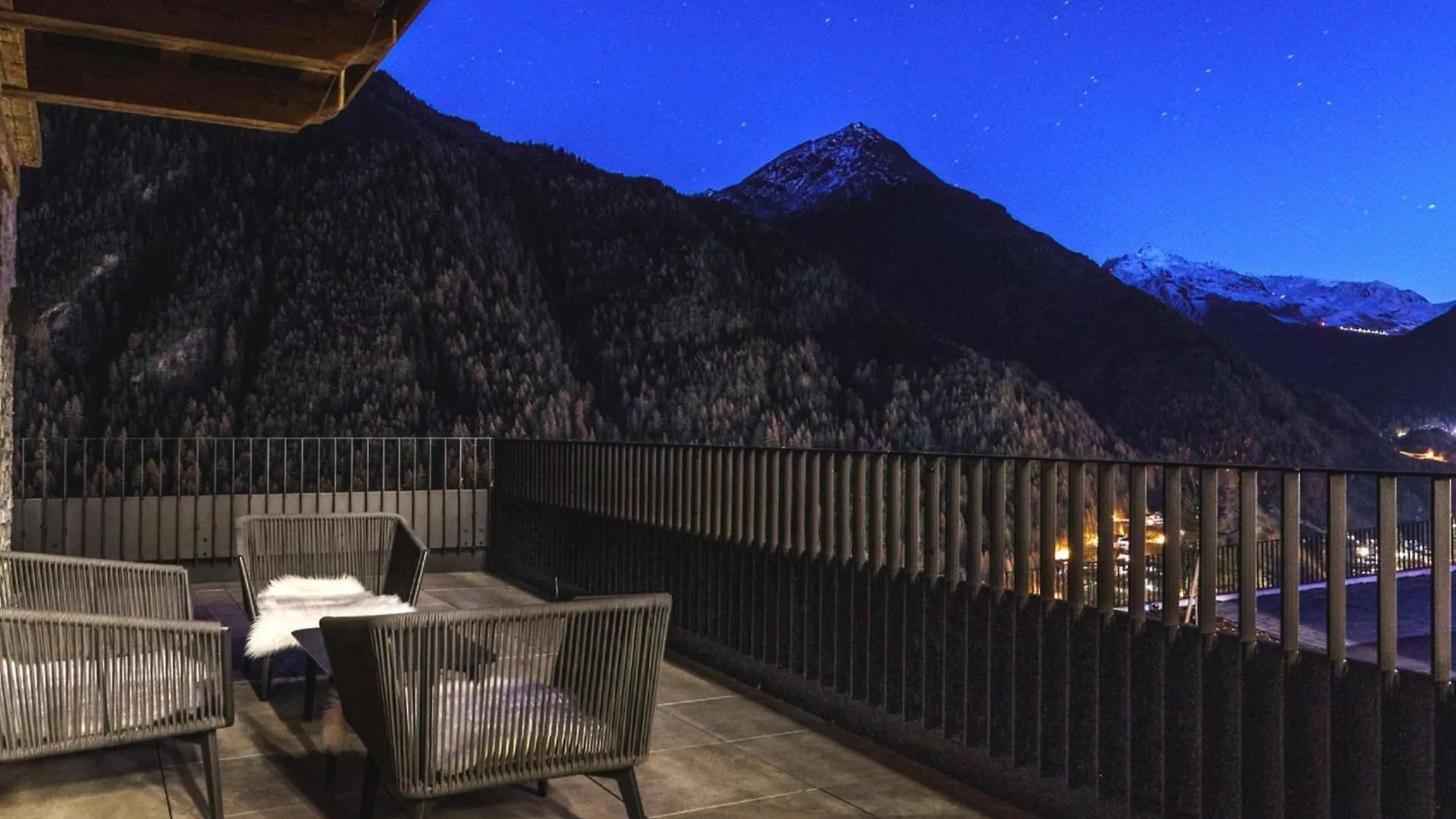 Holiday Home Jagd - Chalet By Interhome Sölden